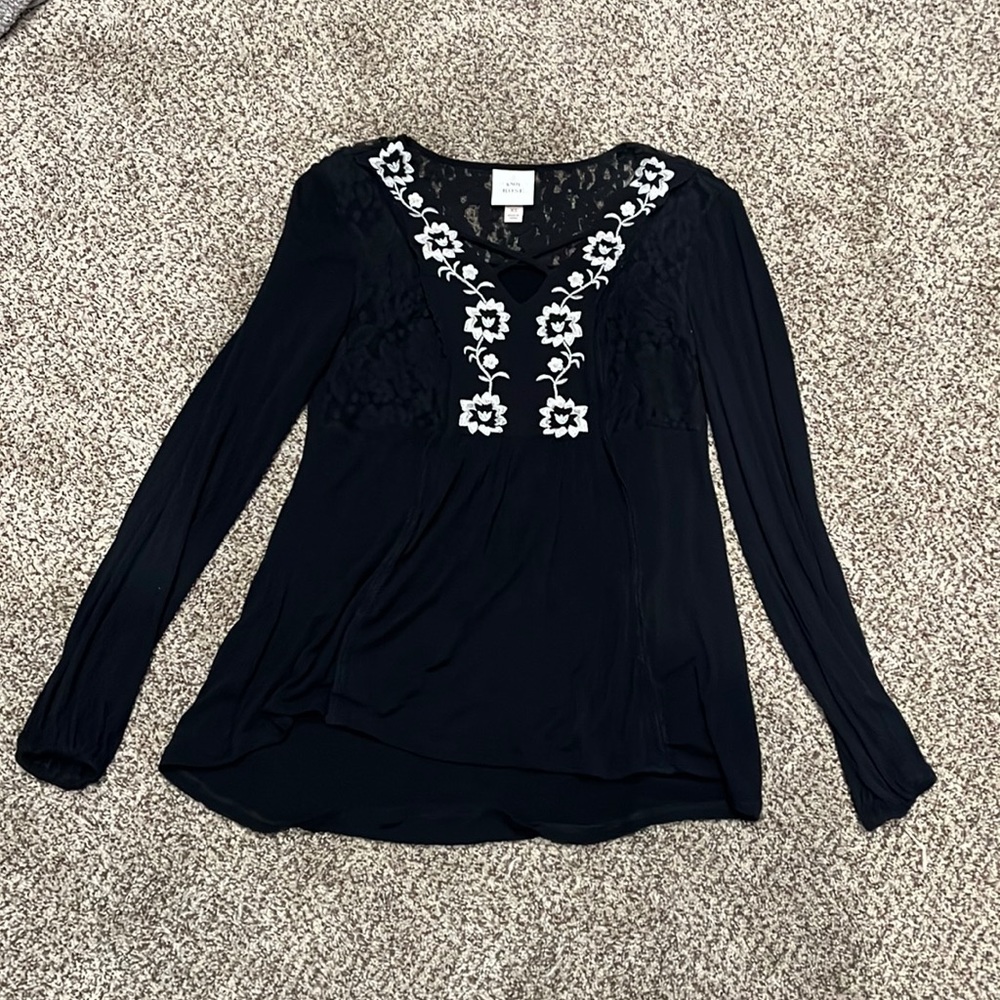 Knox Rose black blouse